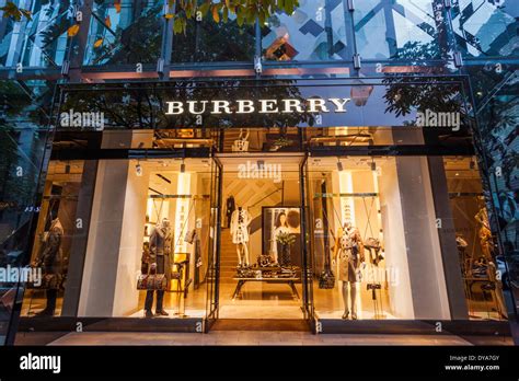 Burberry ginza Japan